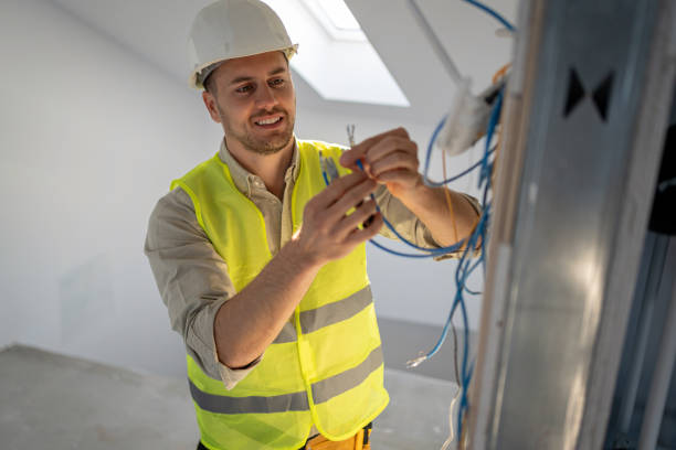 Best Local Electrician Companies  in Vineyards, FL